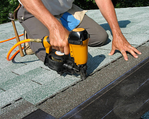 Quick and Trustworthy Emergency Roof Repair Services in Waukee, IA